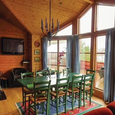Four Bedroom Holiday Lyngdal With Sea View 02 度假居